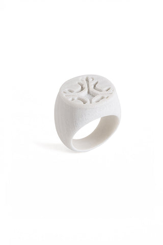 Seal ring, white ring, contemporary ring, embroidery ring, black and whie, statement ring, novelty ring, , art to wear, design for designers, jewelry design, ceramic jewelry, ceramic ring, minimal, stylish, new ring, quality, limited edition, online shopping, statement jewelry, jewellery, simplicity, future, sustainable, different, ageless, jewelry for her, altbride, unique jewelry, wear art, alternative jewelry, beauty, lacuna jewelry, yafit ben meshulam, lacuna shop,