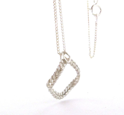 braid necklace