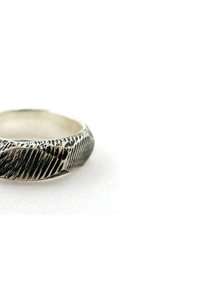 punk screw silver ring for men by lacuna jewelry
