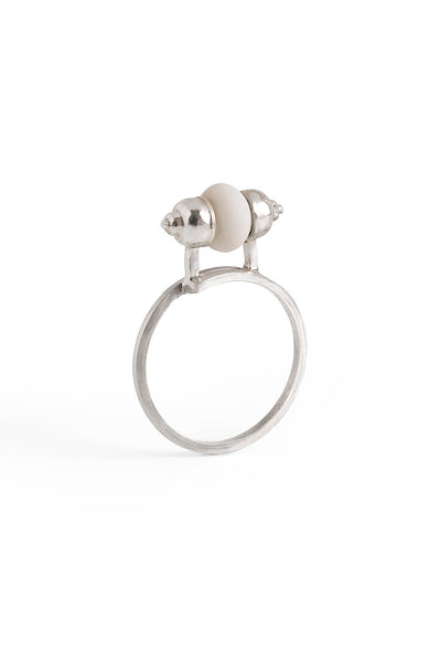 contemporary ring, artistic ring, silver ring, lacuna jewelry, contemporary jewelry, yafit ben meshulam, made in israel