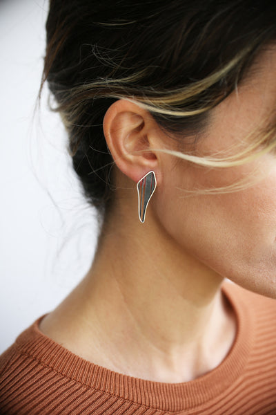 asymmetrical contemporary elegant silver earrings by lacuna jewelry 